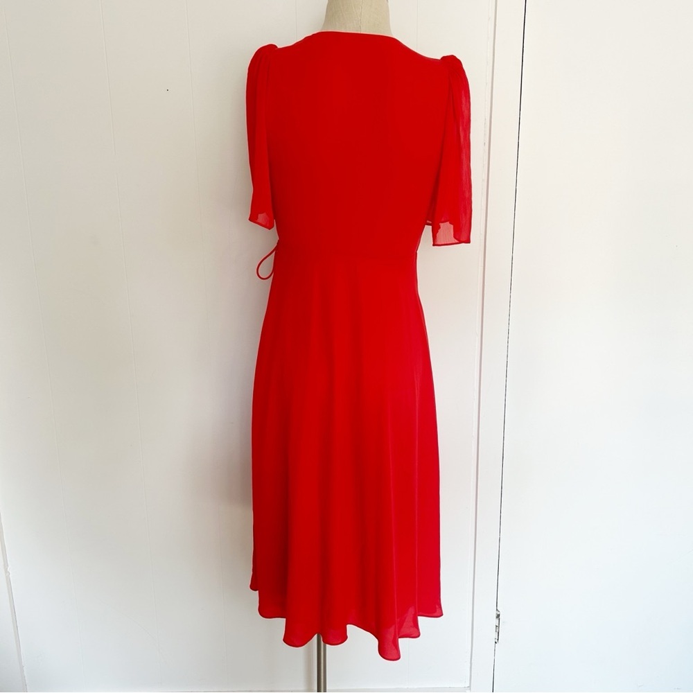 Alice + Olivia Siri Wrap Midi Dress in Red Poppy Size 4 - Picture 4 of 10